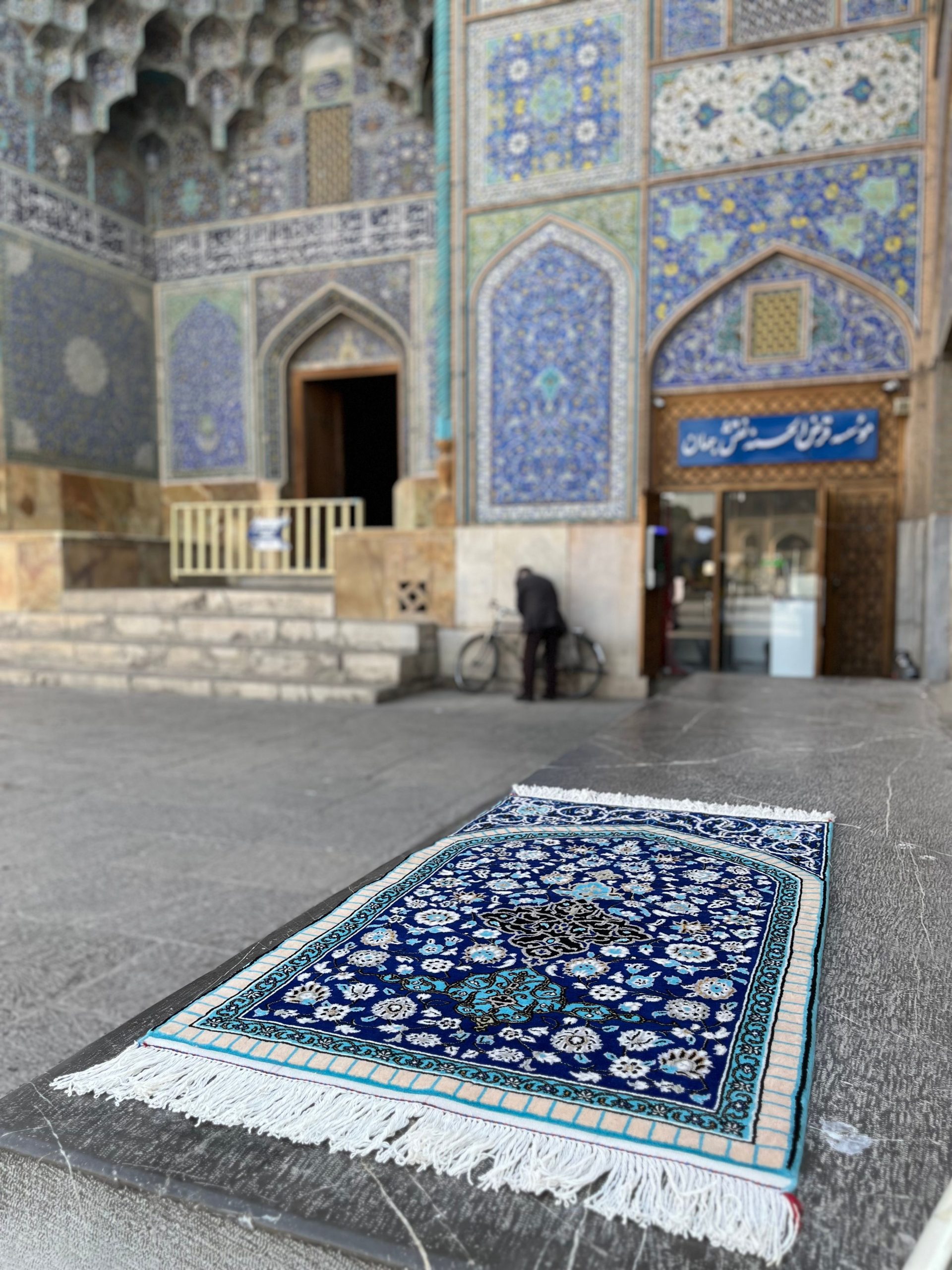 فرش دستبافت یک متری طرح سجاده کد 4031042