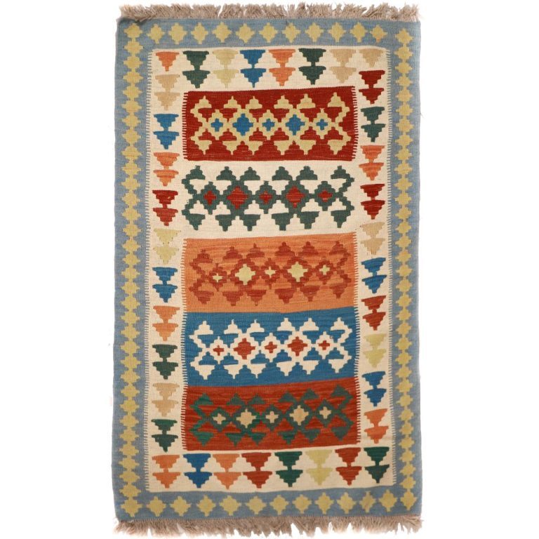 گلیم دستبافت دو متری مدل قشقایی