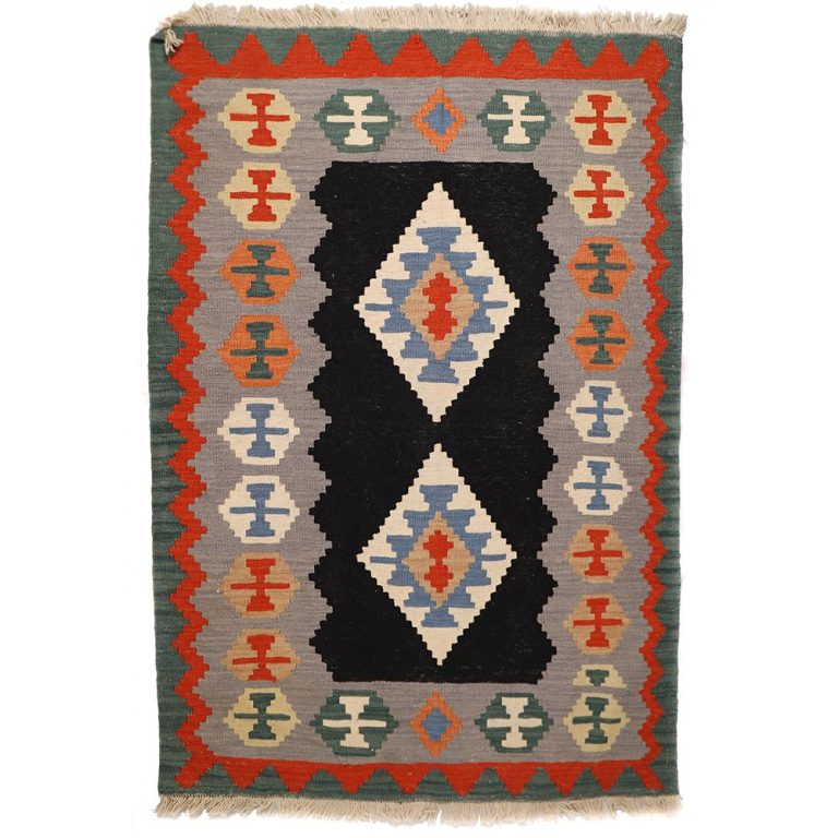 گلیم دستبافت دو متری مدل قشقایی