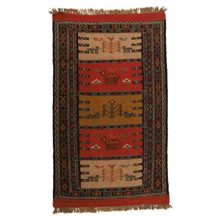 گلیم دستبافت دومتری طرح سفره کردی