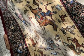 فرش‌های شکارگاه –شاهکاری روایی در هنر قالیبافی ایرانی